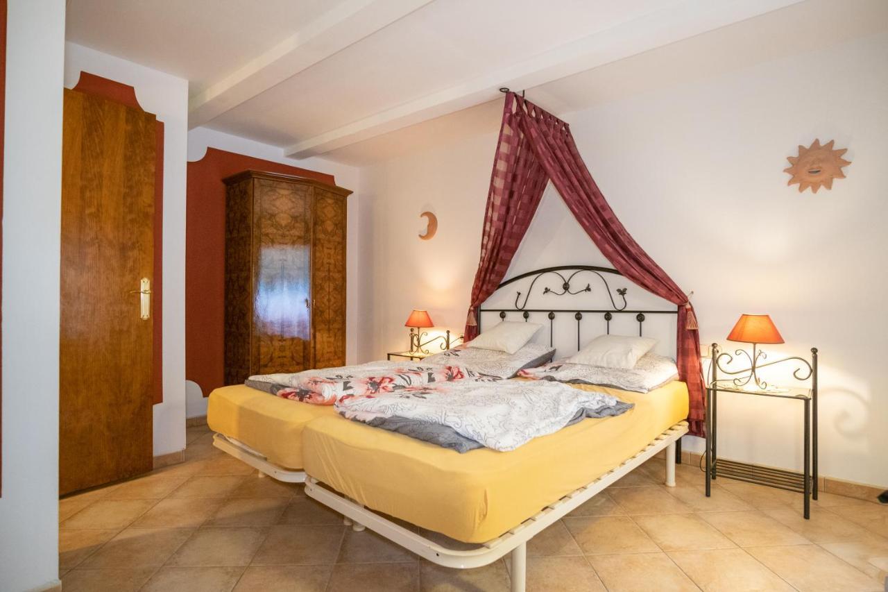 Finca Montana Sant Joan Ngoại thất bức ảnh
